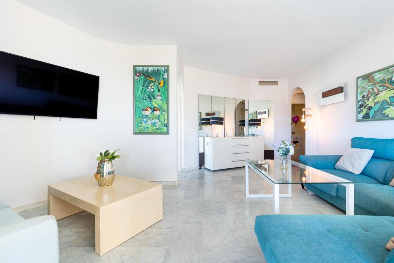 Wintowinrentals Luxury And Sea View Inside Puerto Marina Benalmádena Buitenkant foto