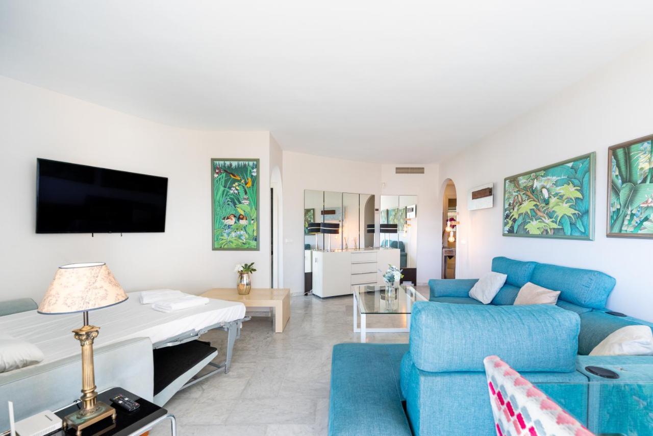 Wintowinrentals Luxury And Sea View Inside Puerto Marina Benalmádena Buitenkant foto