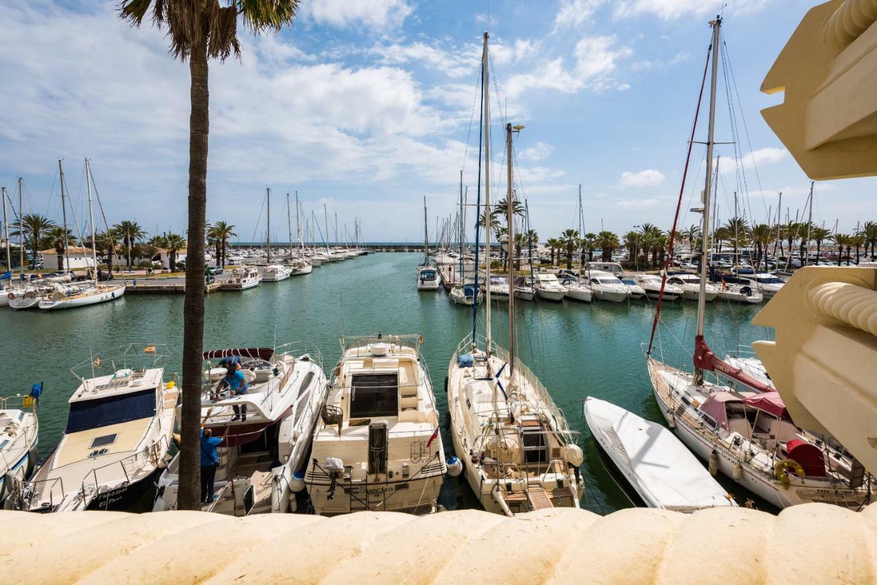 Wintowinrentals Luxury And Sea View Inside Puerto Marina Benalmádena Buitenkant foto