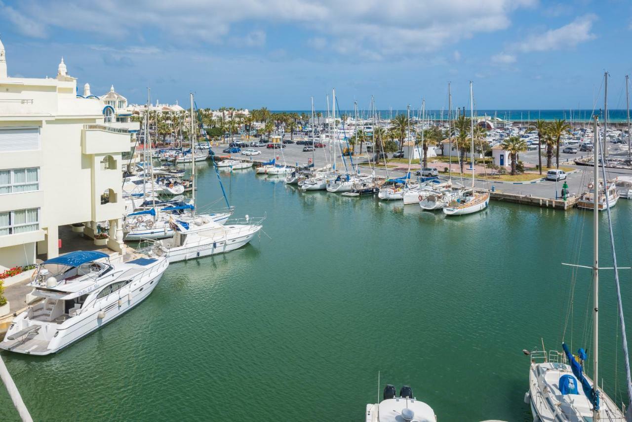 Wintowinrentals Luxury And Sea View Inside Puerto Marina Benalmádena Buitenkant foto