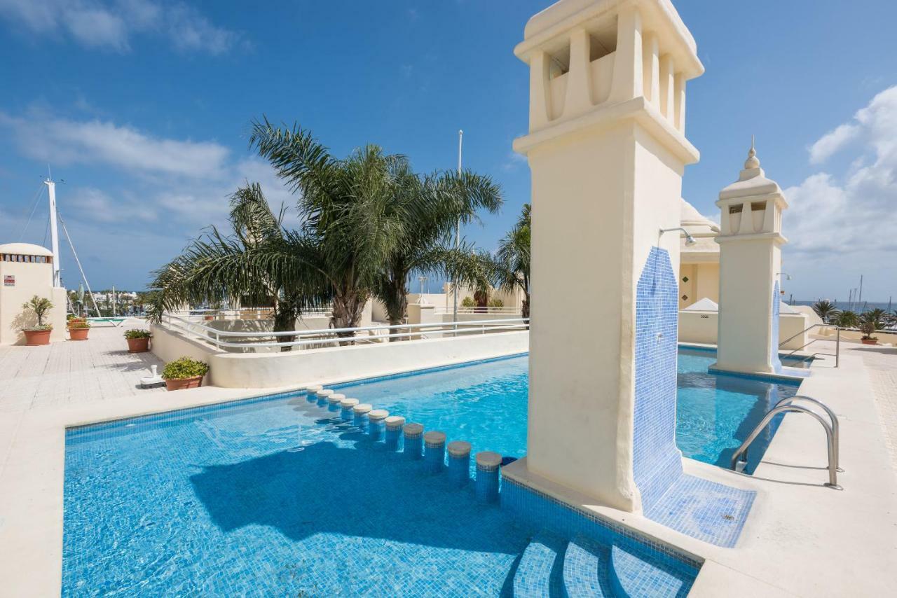 Wintowinrentals Luxury And Sea View Inside Puerto Marina Benalmádena Buitenkant foto
