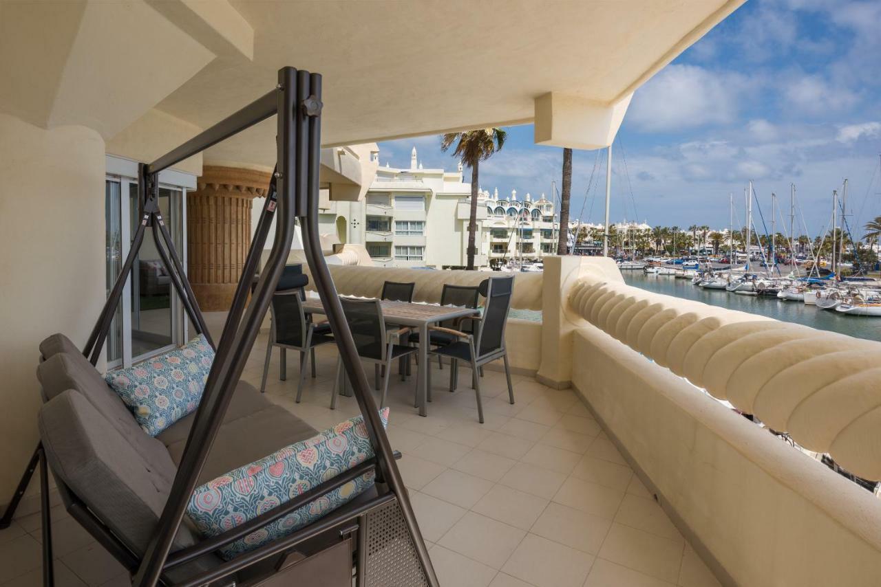 Wintowinrentals Luxury And Sea View Inside Puerto Marina Benalmádena Buitenkant foto